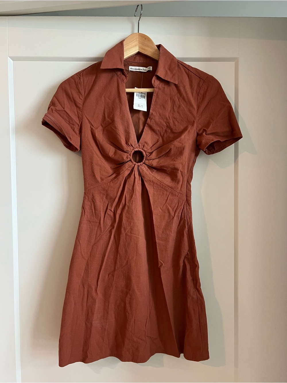 Abercrombie Short Sleeve Ring-Front Dress
